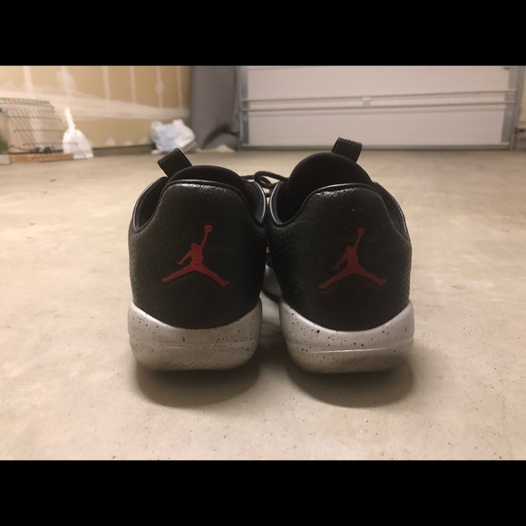 Jordan eclipse bous size 6 - Picture 5 of 5